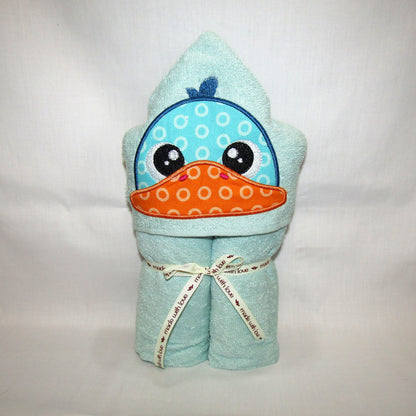 Hooded Towel/ Kids Hooded Towel/ Character Hooded Towel/ Hooded Towel Baby/ Hooded Towel Kids/Toddler Hooded Towel/Bath Towel Peekers