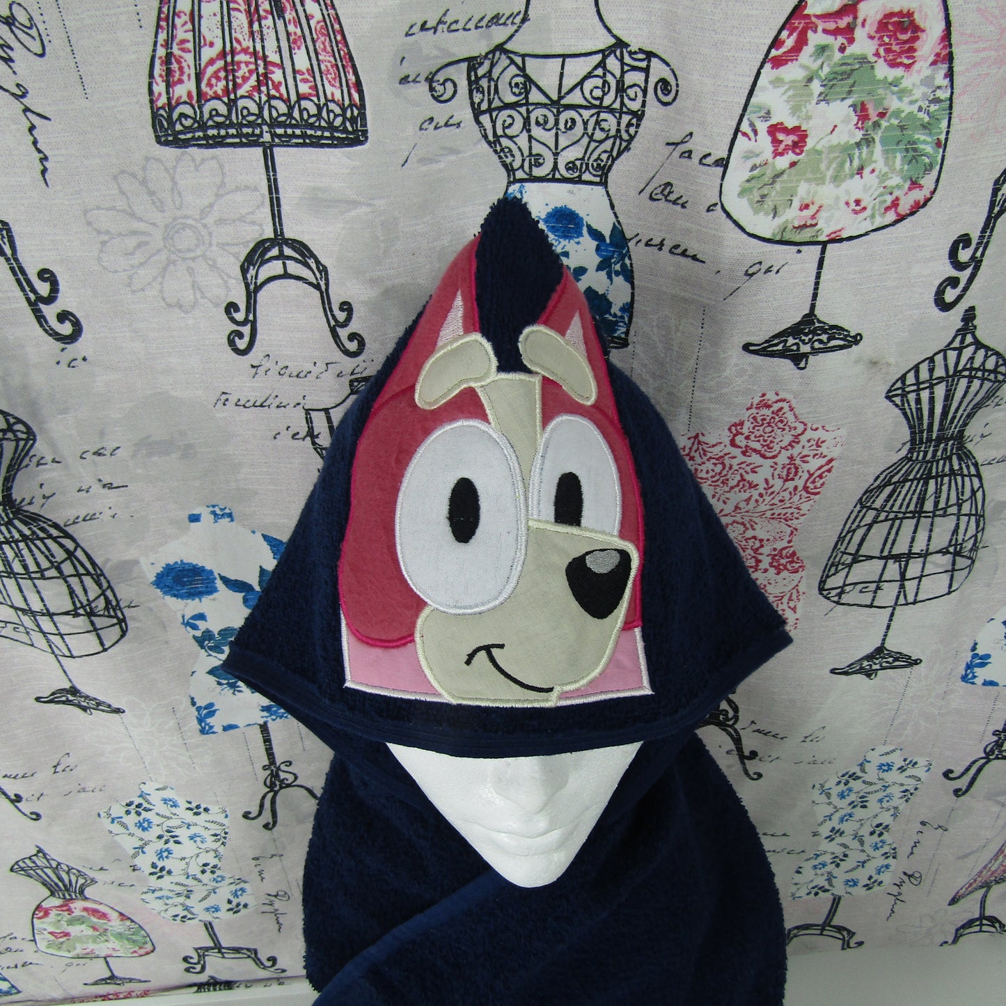 Character Hooded Towels/Bluey Hooded Towel/Children's Hooded Towel/Toddler Hooded Towel/Bingo Hooded Towel/Muffin Hooded Towel/Socks Hooded Towel